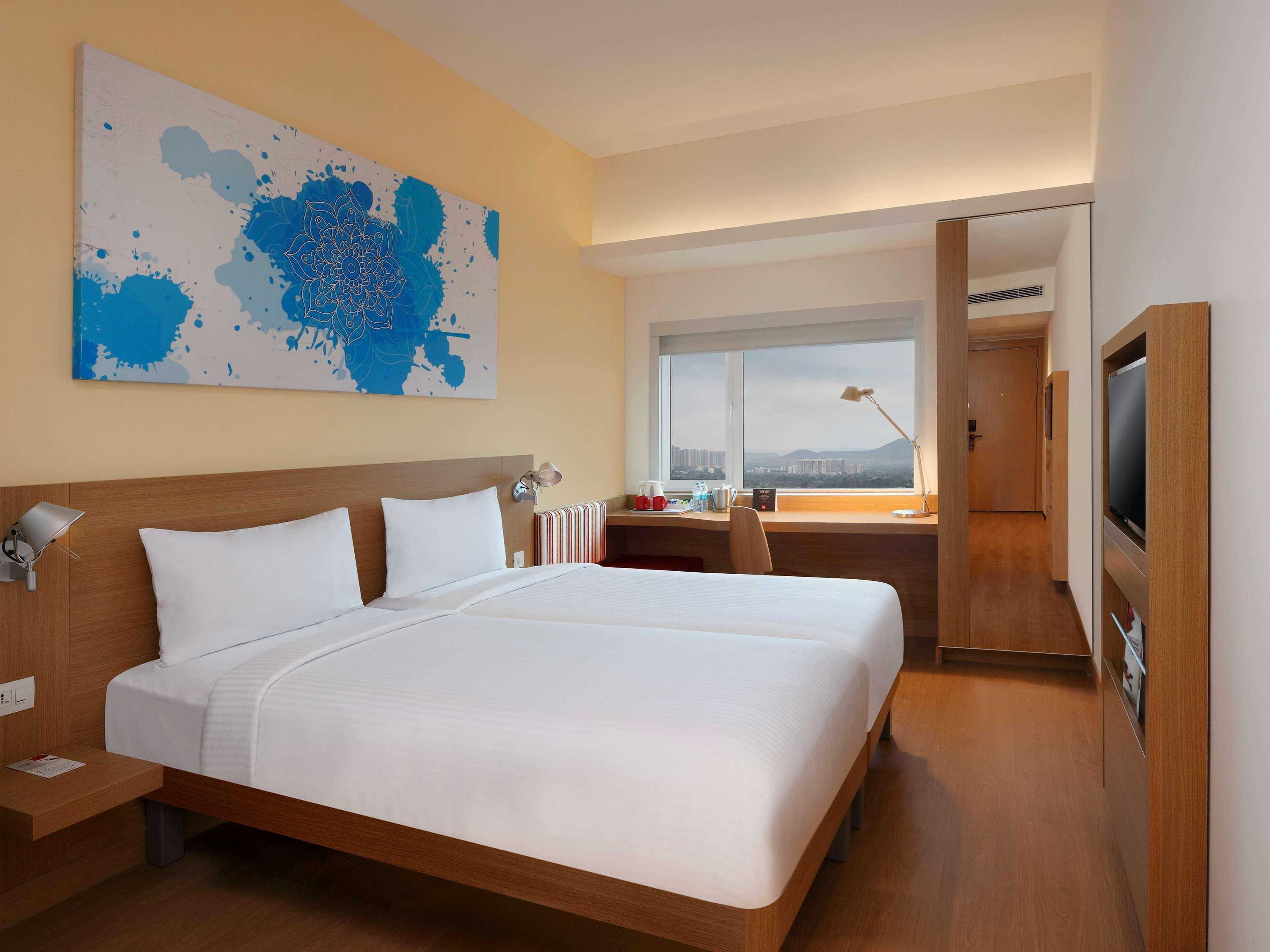 Ibis Pune Hinjewadi - An Accor Brand Hinjawadi Exterior photo